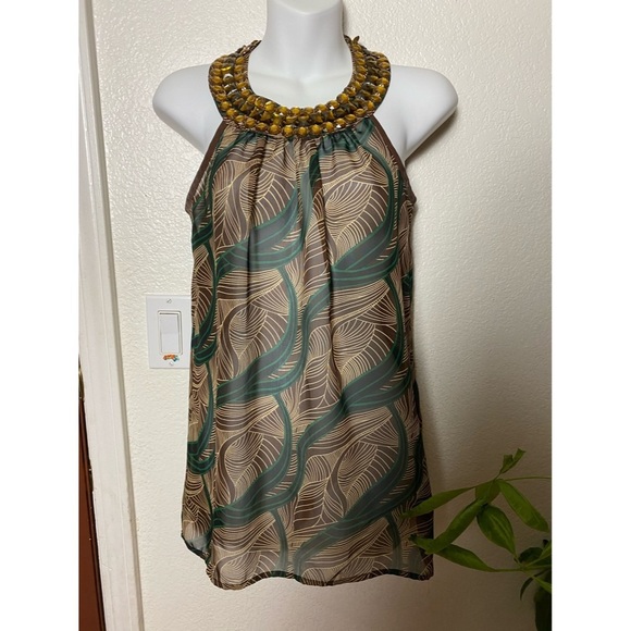 Charlotte Russe Halter Top - Picture 1 of 4